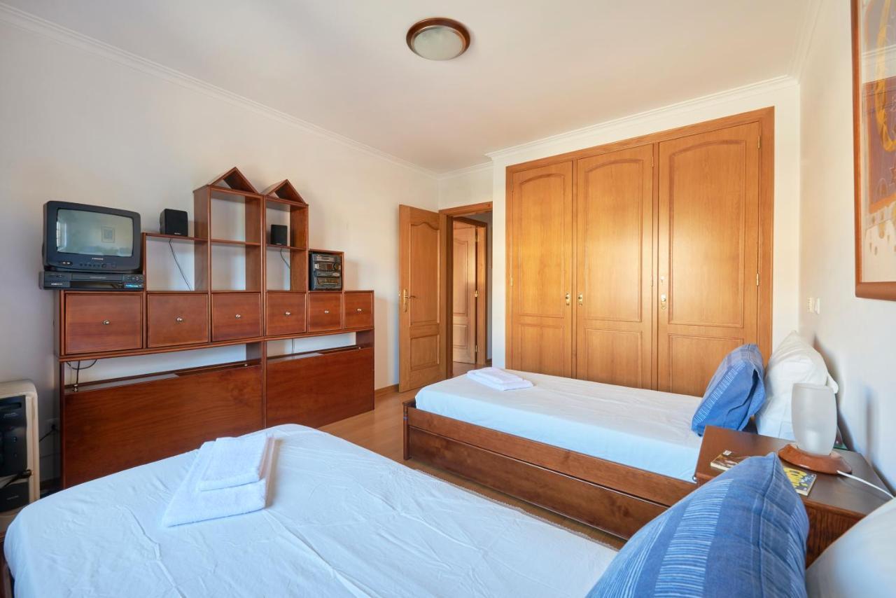 Apartamento Junto Nova&Praia Carcavelos II ภายนอก รูปภาพ