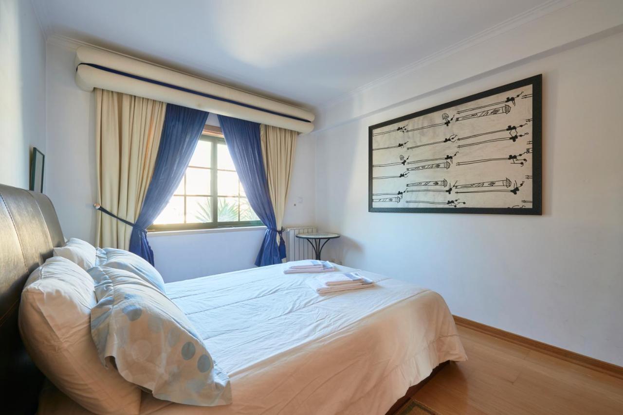 Apartamento Junto Nova&Praia Carcavelos II ภายนอก รูปภาพ