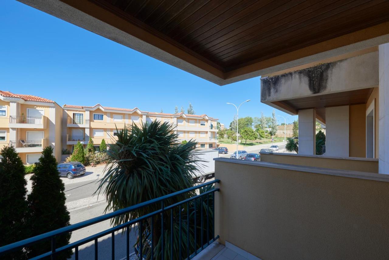 Apartamento Junto Nova&Praia Carcavelos II ภายนอก รูปภาพ