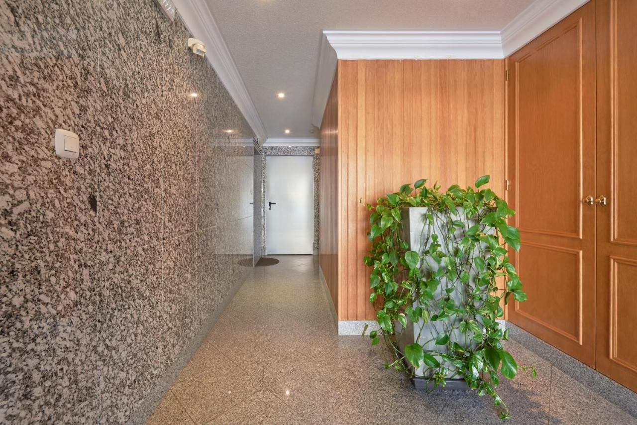 Apartamento Junto Nova&Praia Carcavelos II ภายนอก รูปภาพ